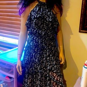 I selling new and used cloths never wear